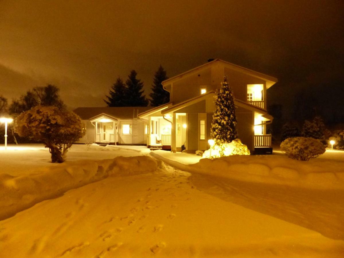 Westbay Inn Вааса Экстерьер фото