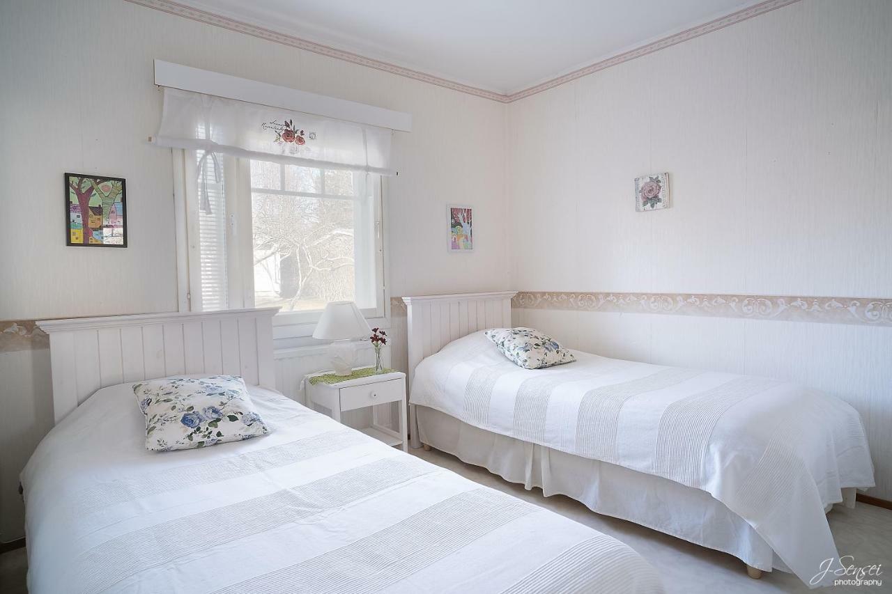 Westbay Inn Вааса Экстерьер фото